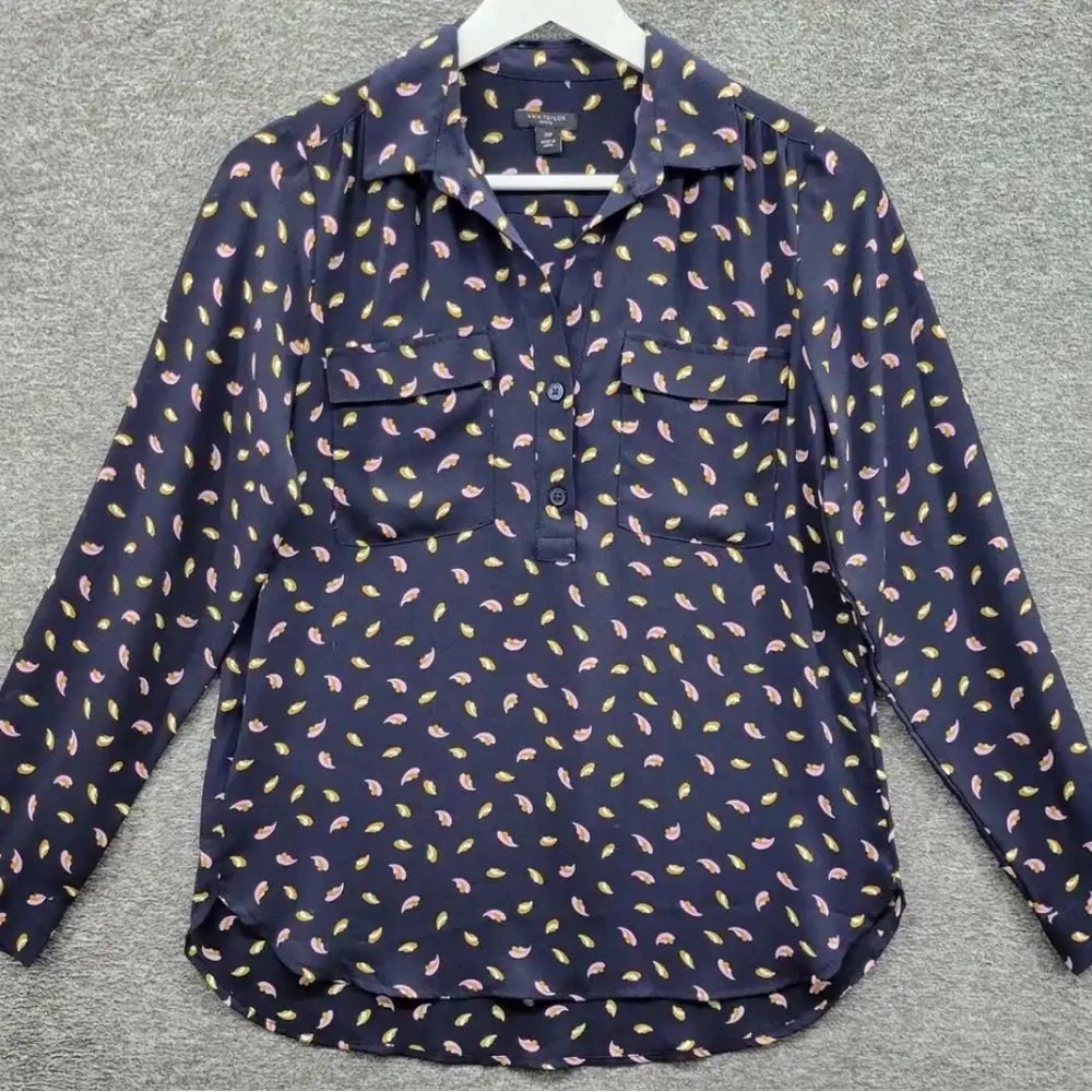 Ann Taylor Navy Blouse - Picture 4 of 4